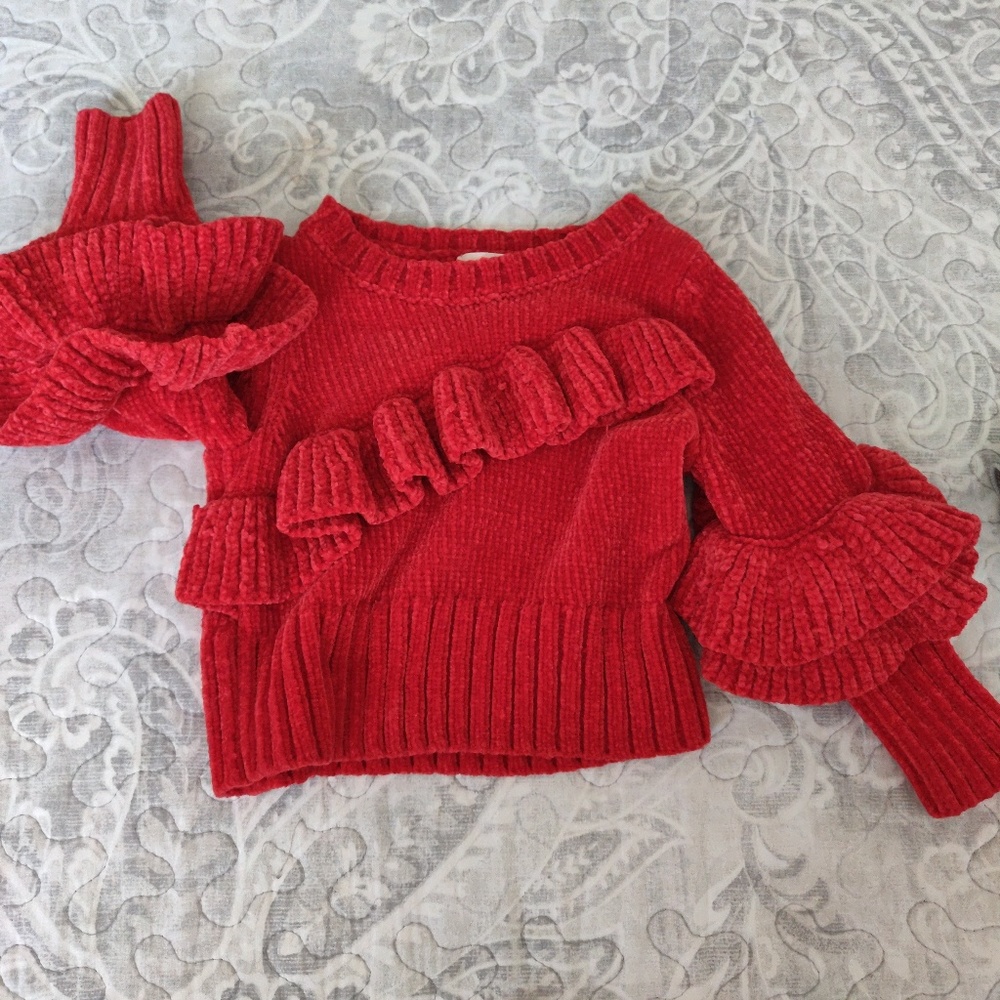 Red very soft sweater